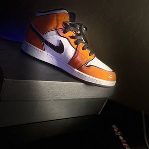 Jordan 1 size 7 in good condition